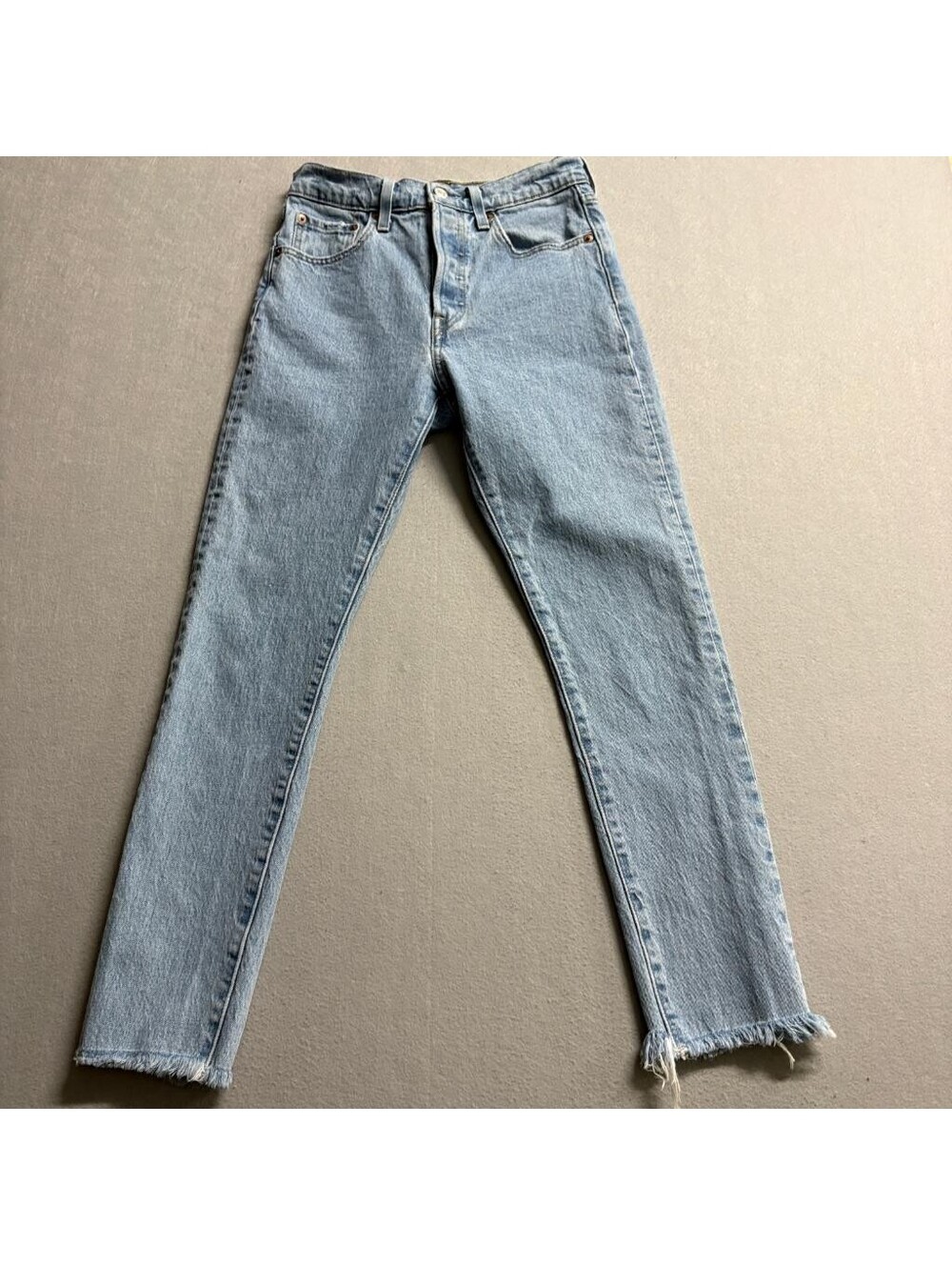 Levis 501 Original Crop Jeans Womens 25 Light Wash Blue Denim Frayed Hem